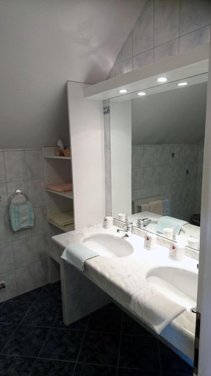 Seepension Smoley Villach Ngoại thất bức ảnh